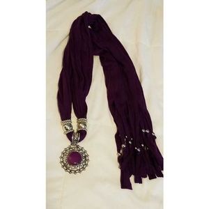 Purple scarf with silver pendant, diamond accent